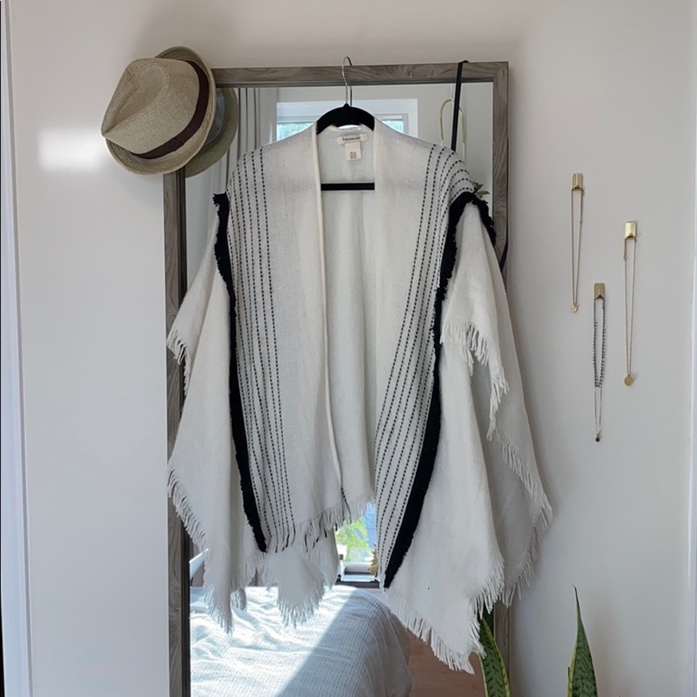 Francesca’s boho poncho